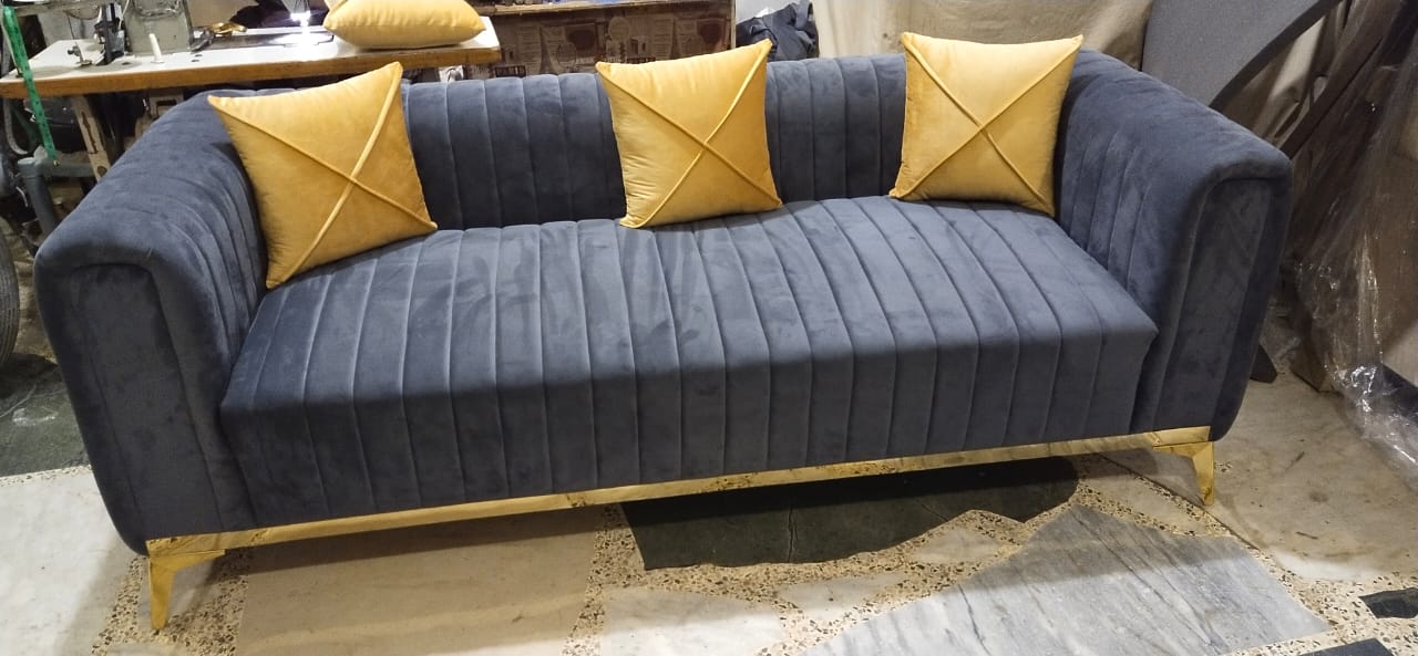 Chic Chaise